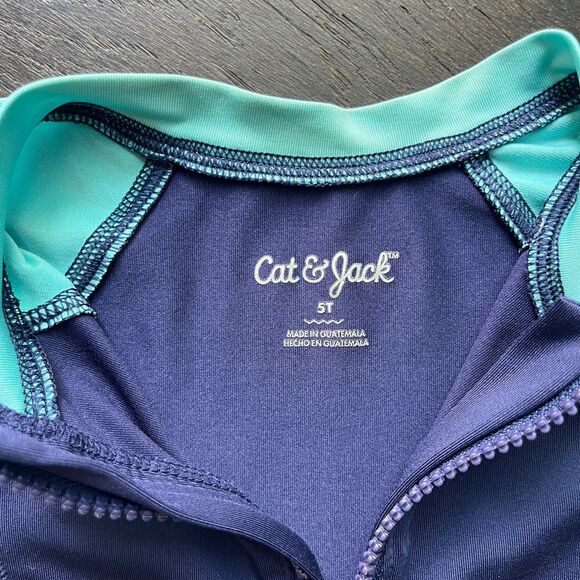 Rash Guard, size 5T - Picture 5 of 5